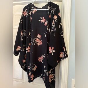 Womens 1X/2X kimono style top